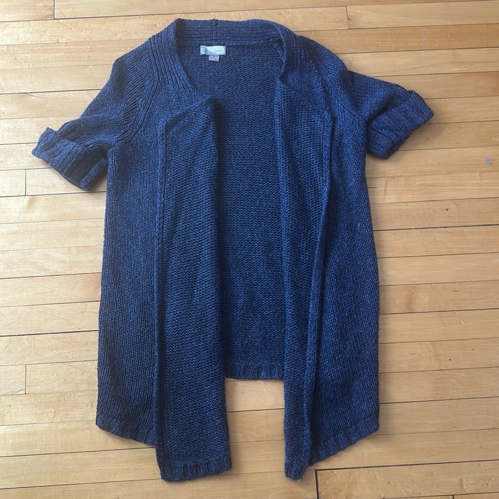 Forever 21 lightweight short sleeve navy sweater